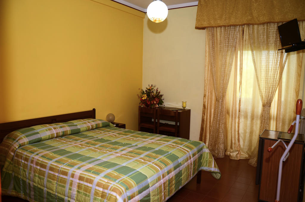 Hotel Ristorante Il Pino Chiusi Quarto foto
